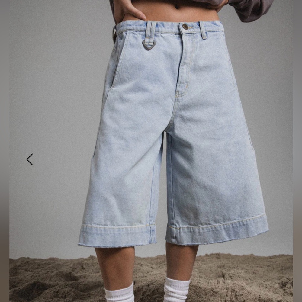 Brand new Elwood Trapezoid Short Size 26